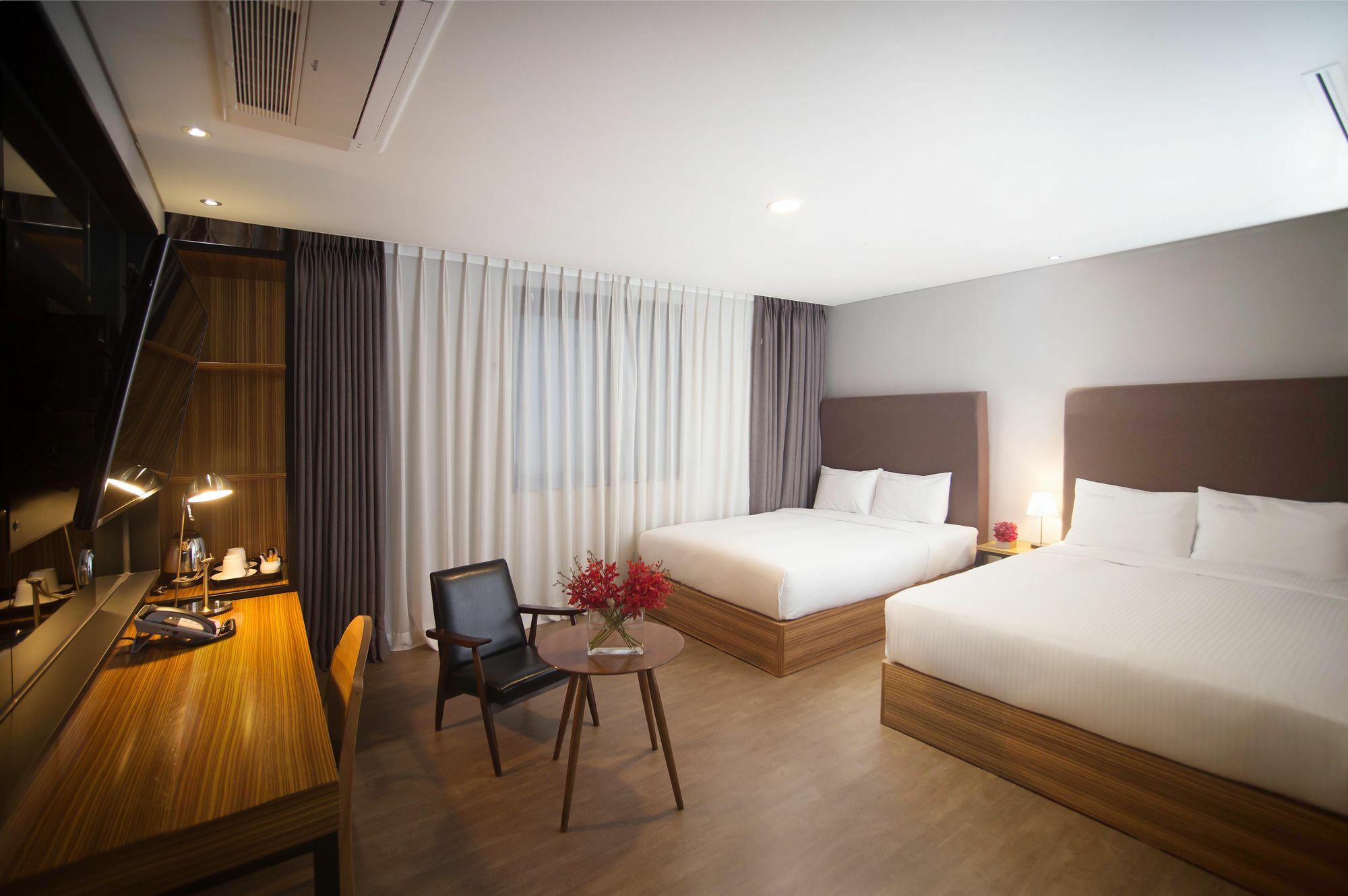 Cinema House Hotel In Busan Bagian luar foto