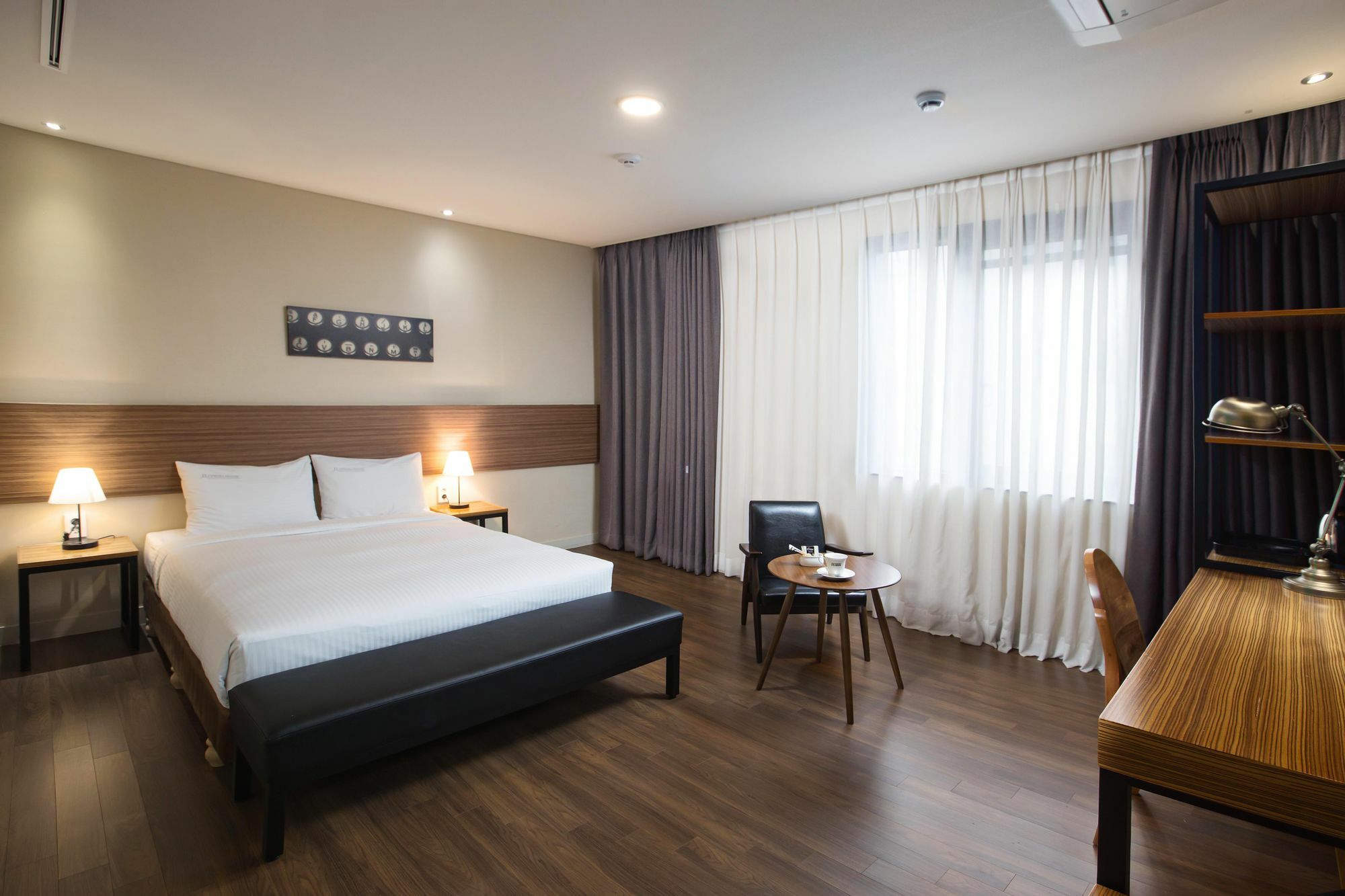 Cinema House Hotel In Busan Bagian luar foto