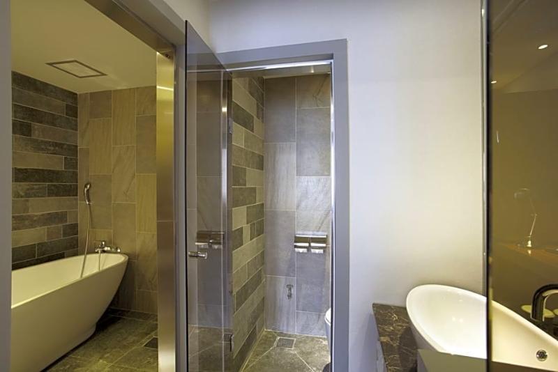 Cinema House Hotel In Busan Bagian luar foto